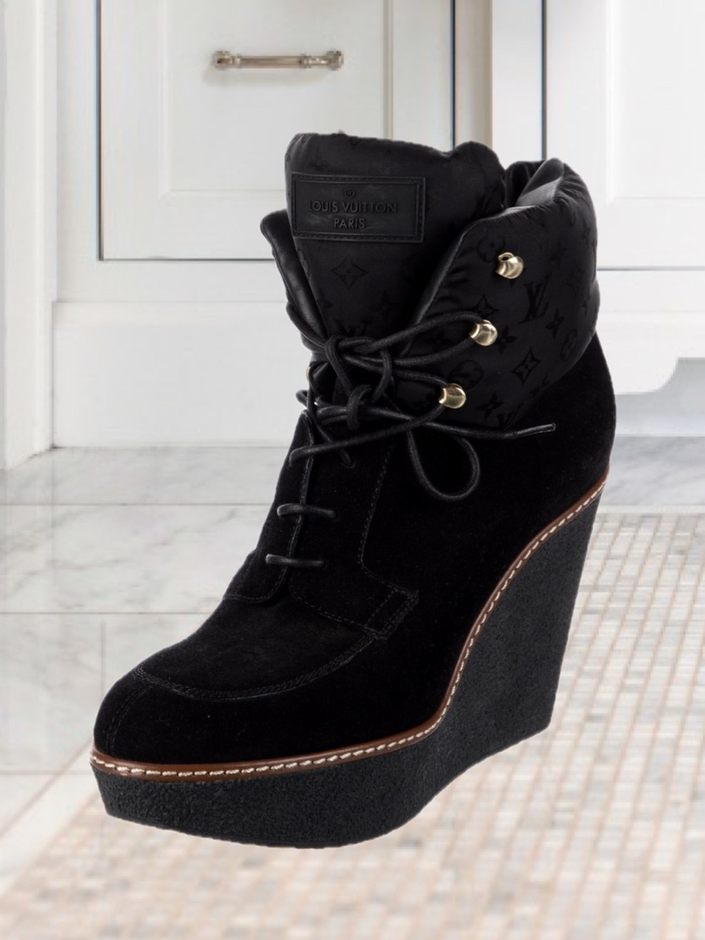 AUTHENTIC LOUIS VUITTON WEDGES - Picture 2 of 11